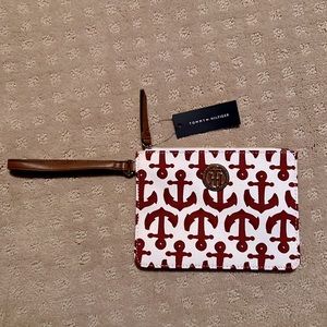 Tommy Hilfiger wristlet